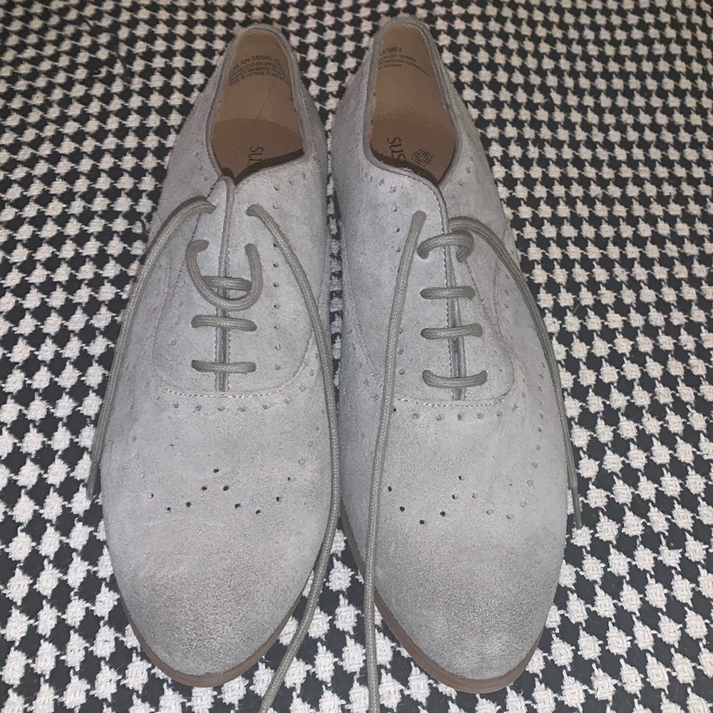 Susana Monaco Gray Suede Flats